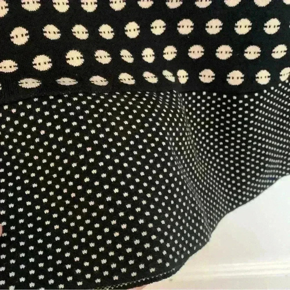 J. McLaughlin Stretch Knit Polka Dot A-Line Skirt, Womens Size Large - Picture 4 of 6